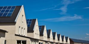 ¿Es obligatorio instalar placas solares en obras nuevas?